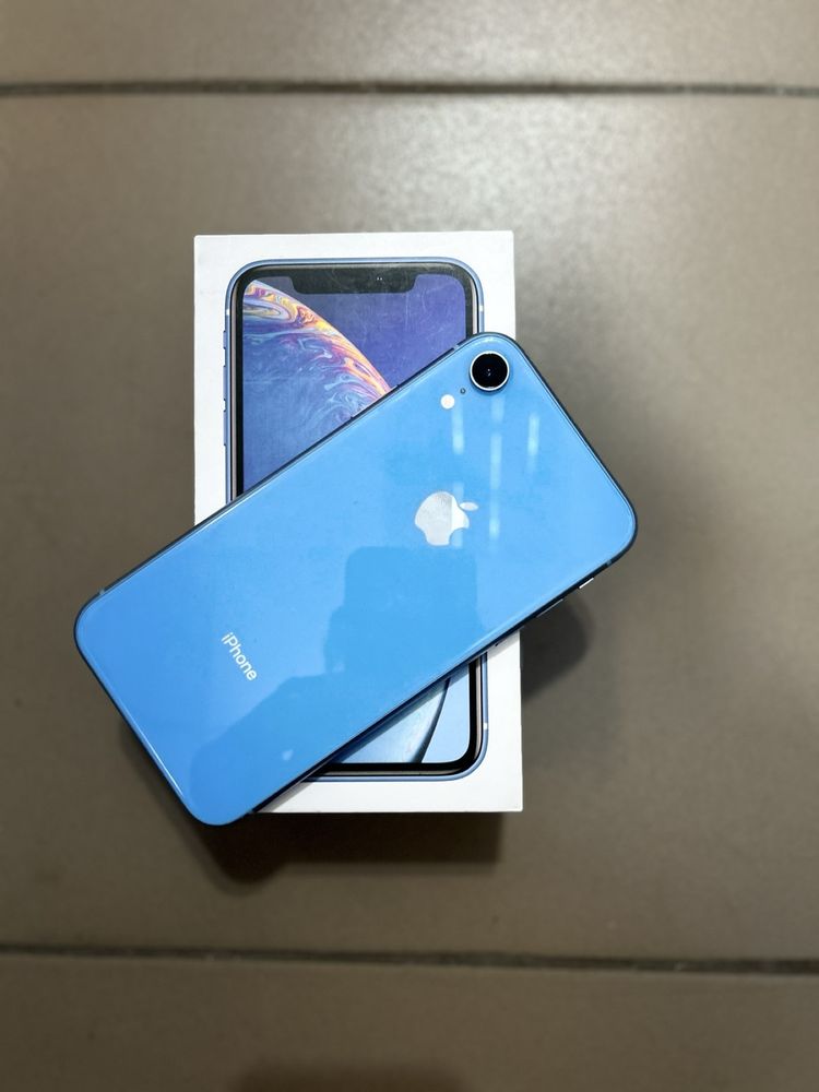 Продам iphone Xr 64gb в идеальном состоянии