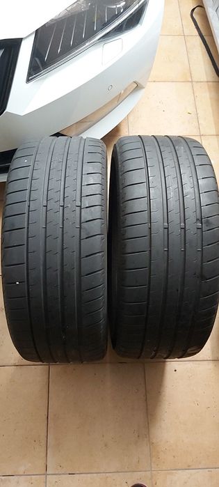 2x opony Bridgestone Potenza Sport 235/40R19 96Y, bieżnik 6mm