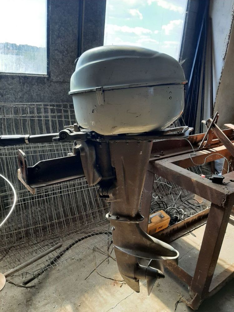 Продам лодочный мотор