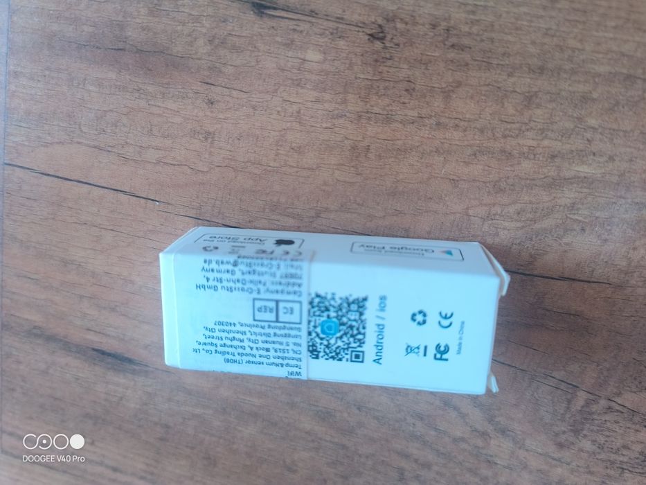 Sensor temperatura e humidade tuya