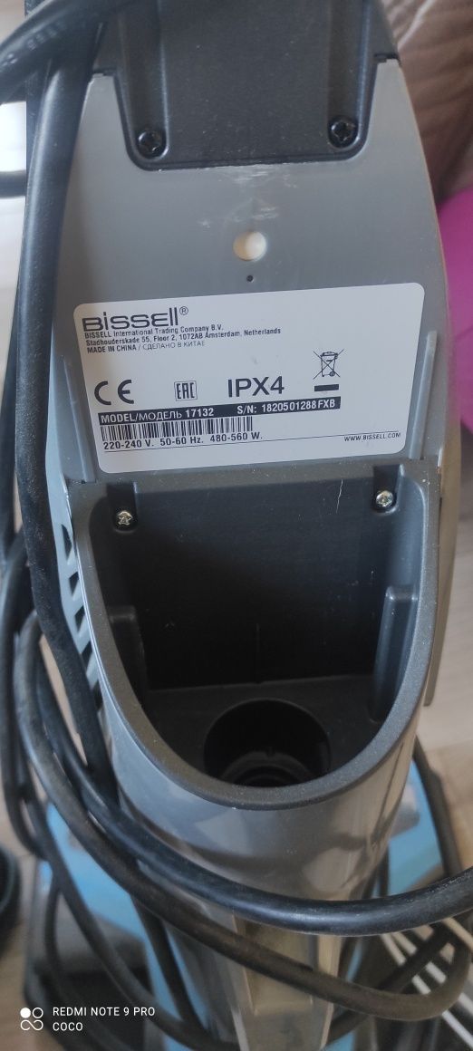 Odkurzacz z funkcją mycia biessel