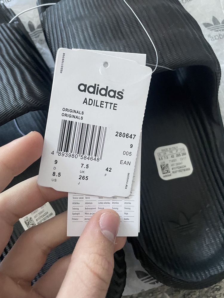 Тапки adidas adilette 42