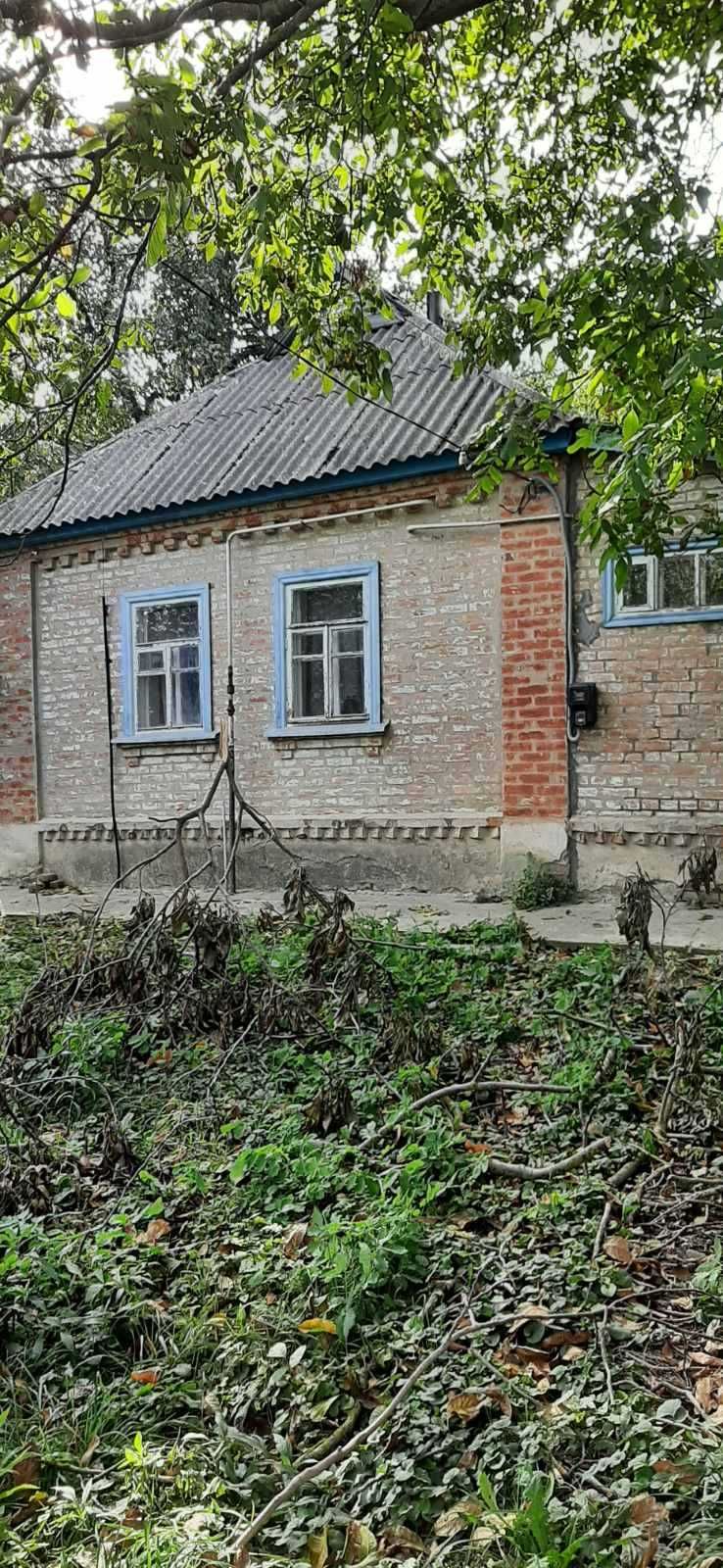 У продажу окремий будинок