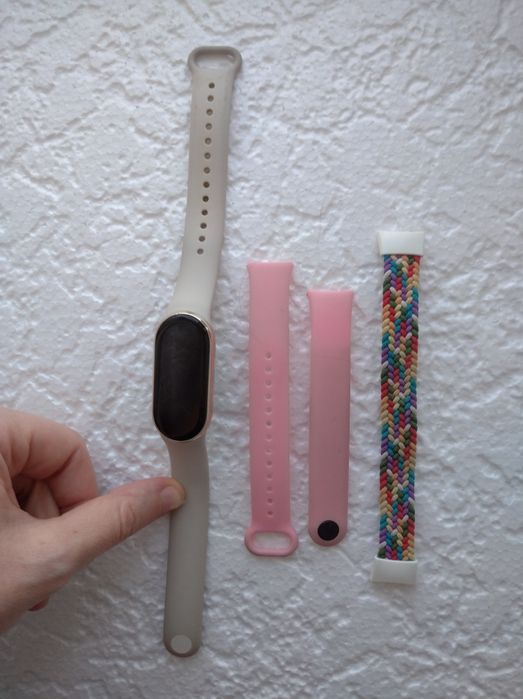 Фитнес браслет Xiaomi Mi Smart Band 8