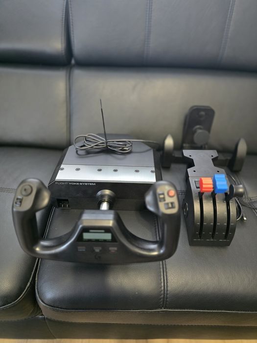 Symulator lotów Logitech  Saitek