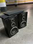 Par colunas som Sony 100W