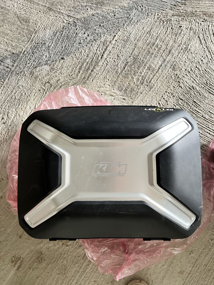 KTM 1290 Super Adventure S 2022