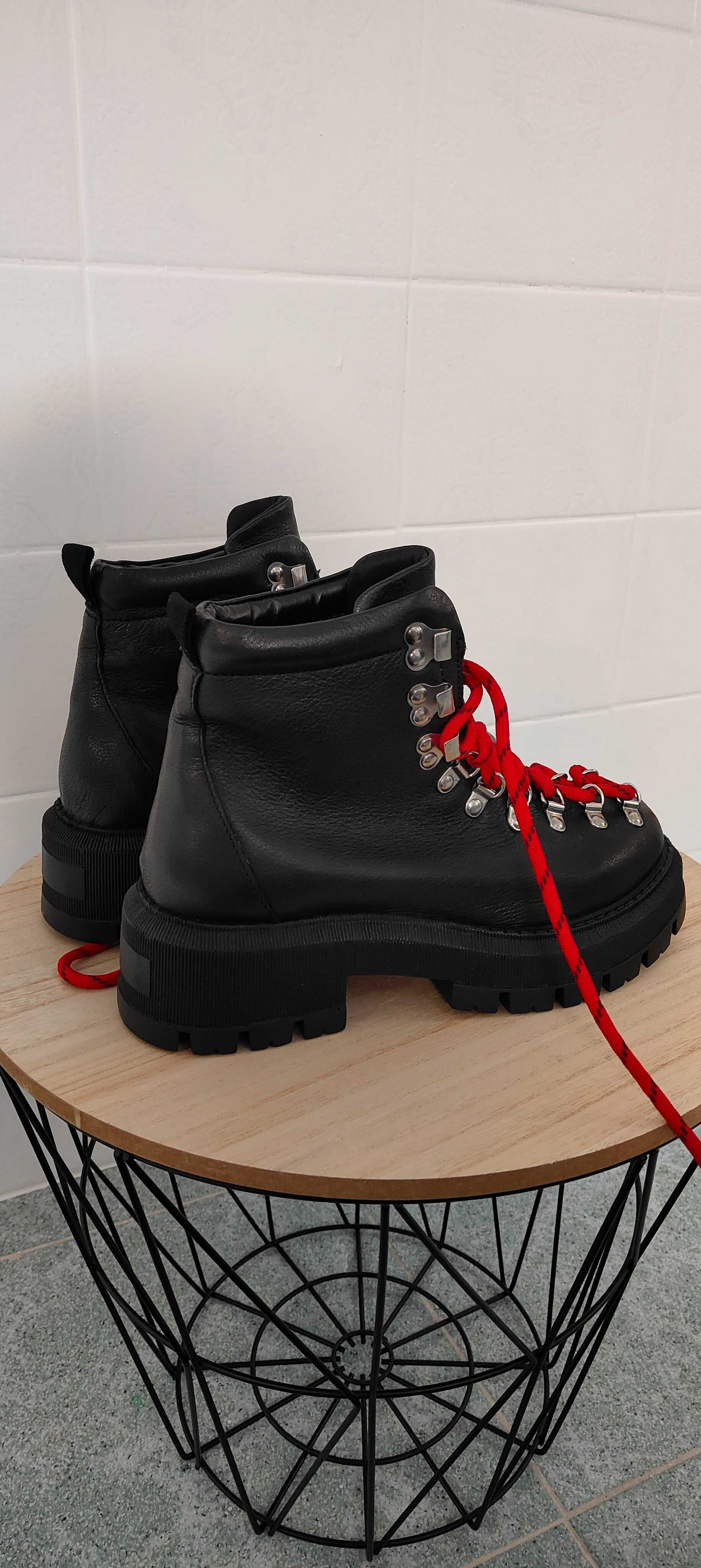 Botas Nasty Gal pretas