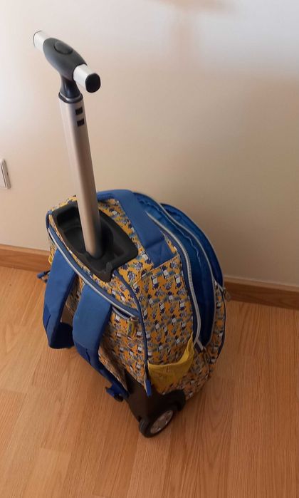 A escola recomeça, Mochila Trolley Minions