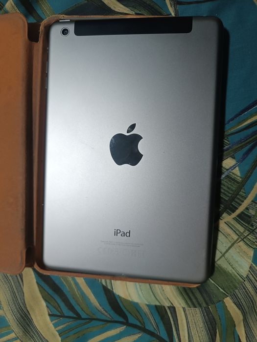 Продам айпад 2міні