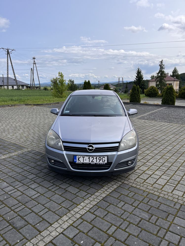 Opel astra H 2005