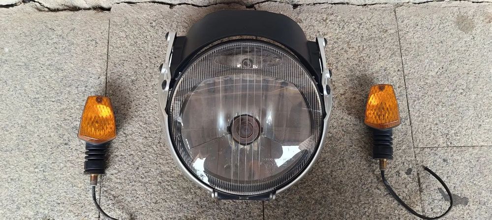 YAMAHA bulldog bt 1100 LAMPA PRZÓD REFLEKTOR UCHWYT