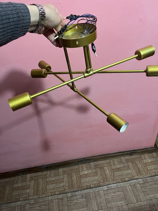 Люстра нитевидних ламп