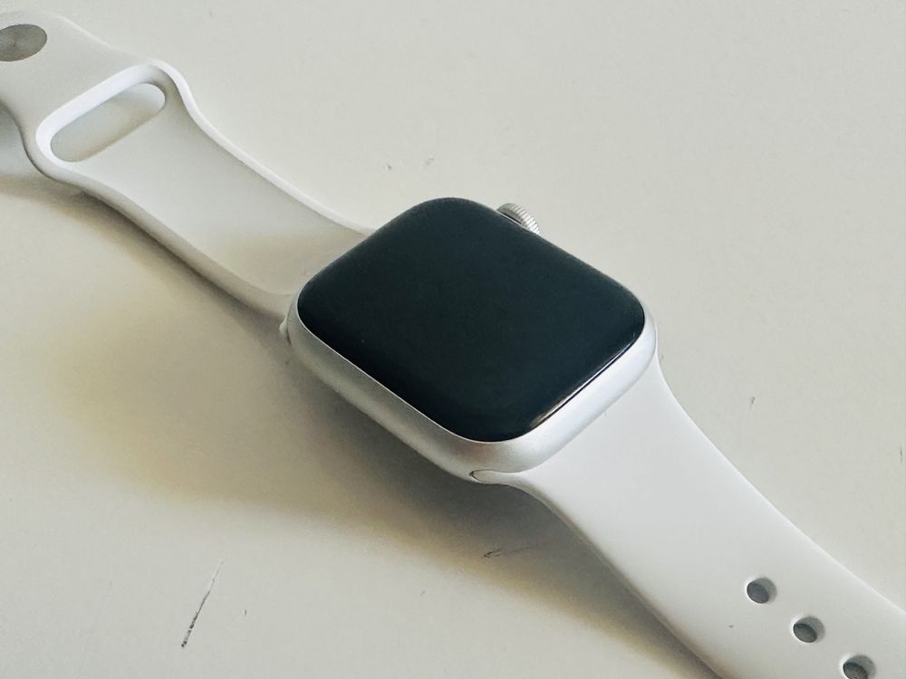 Apple Watch Series 8 41mm GPS Silver Srebrny Bez Blokad