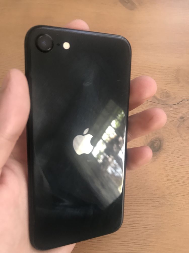 Iphone se 2 бу neverlok