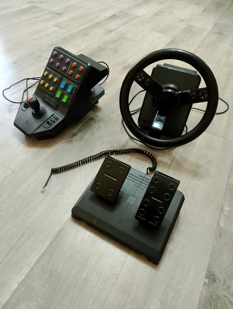 Sprzedam kierownicę Logitech siatek w bardzo dobrym stanie