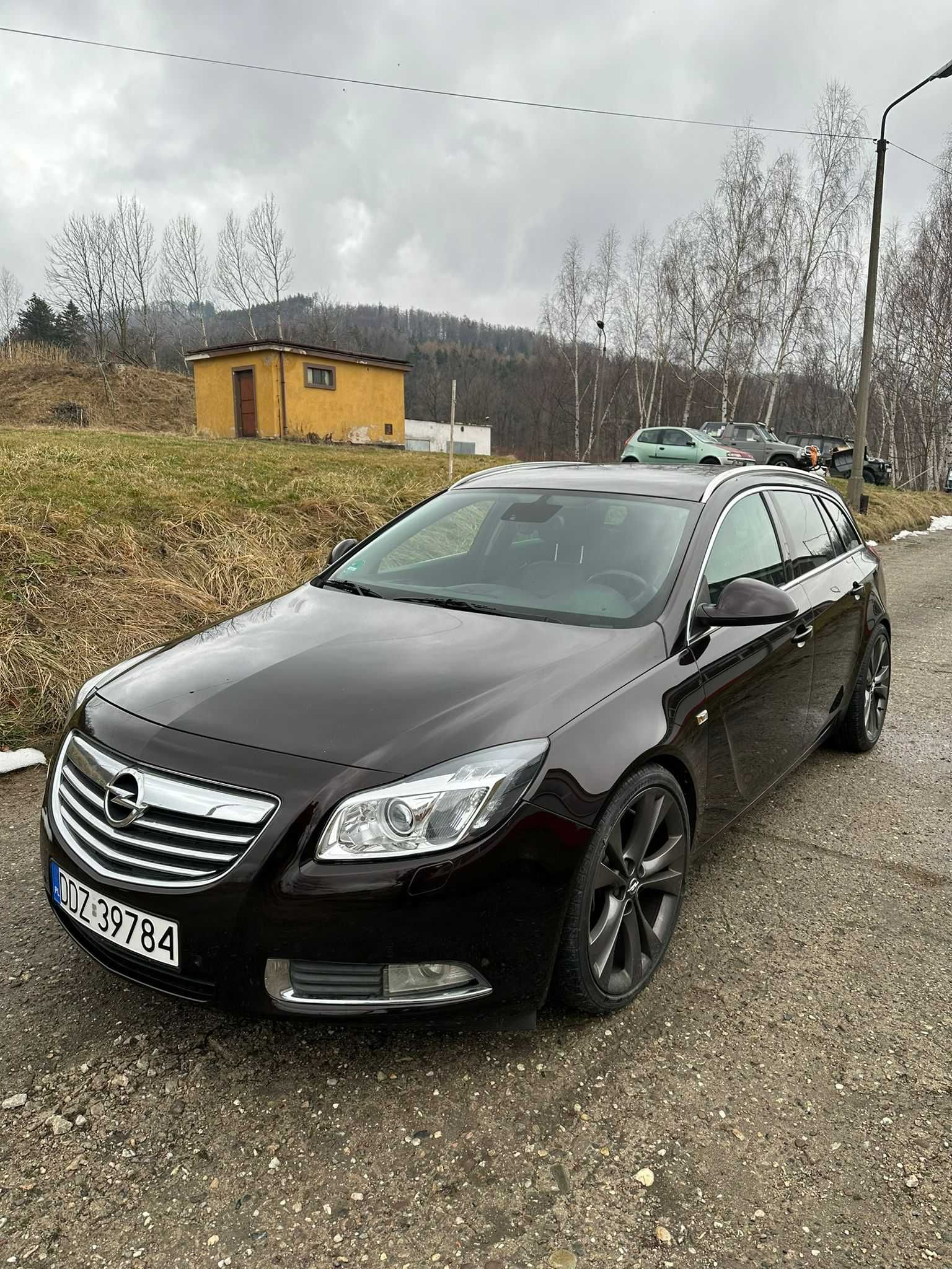 Opel Insignia 2.0 cdi  2010 rok COSMO