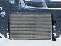 Радиатор основной охлаждения водяний Passat B6 1.4 TSI Радіатор Б6