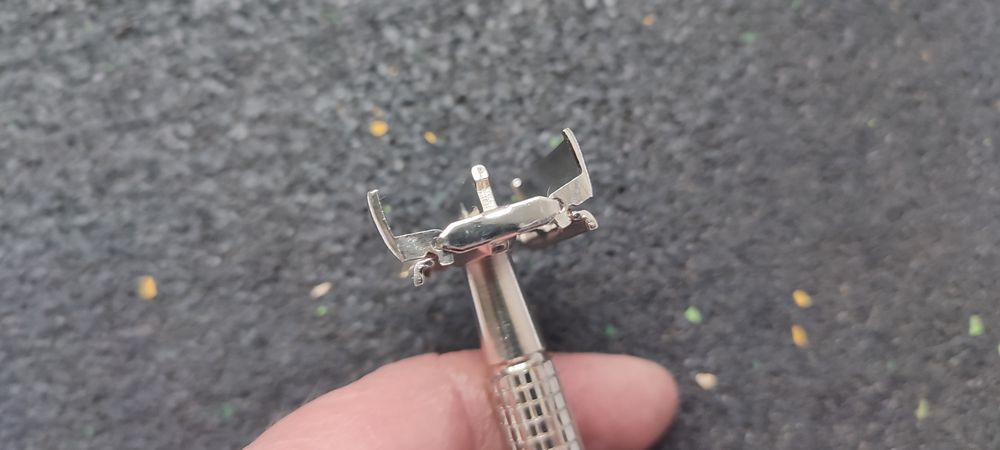 Т-образный регулируемый станок