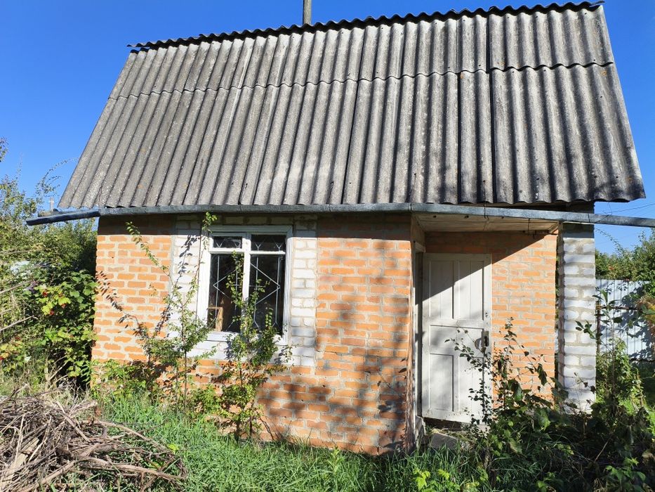 Дачний участок з будиночком у Барашівському масиві