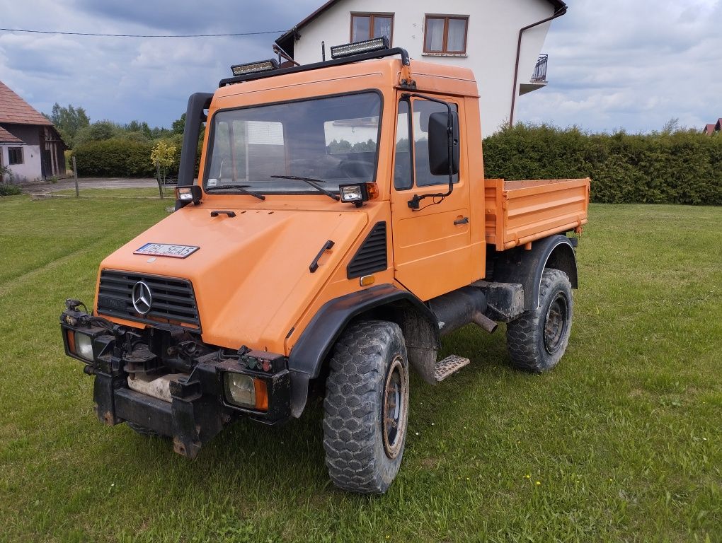 Mercedes Unimog u 110 418