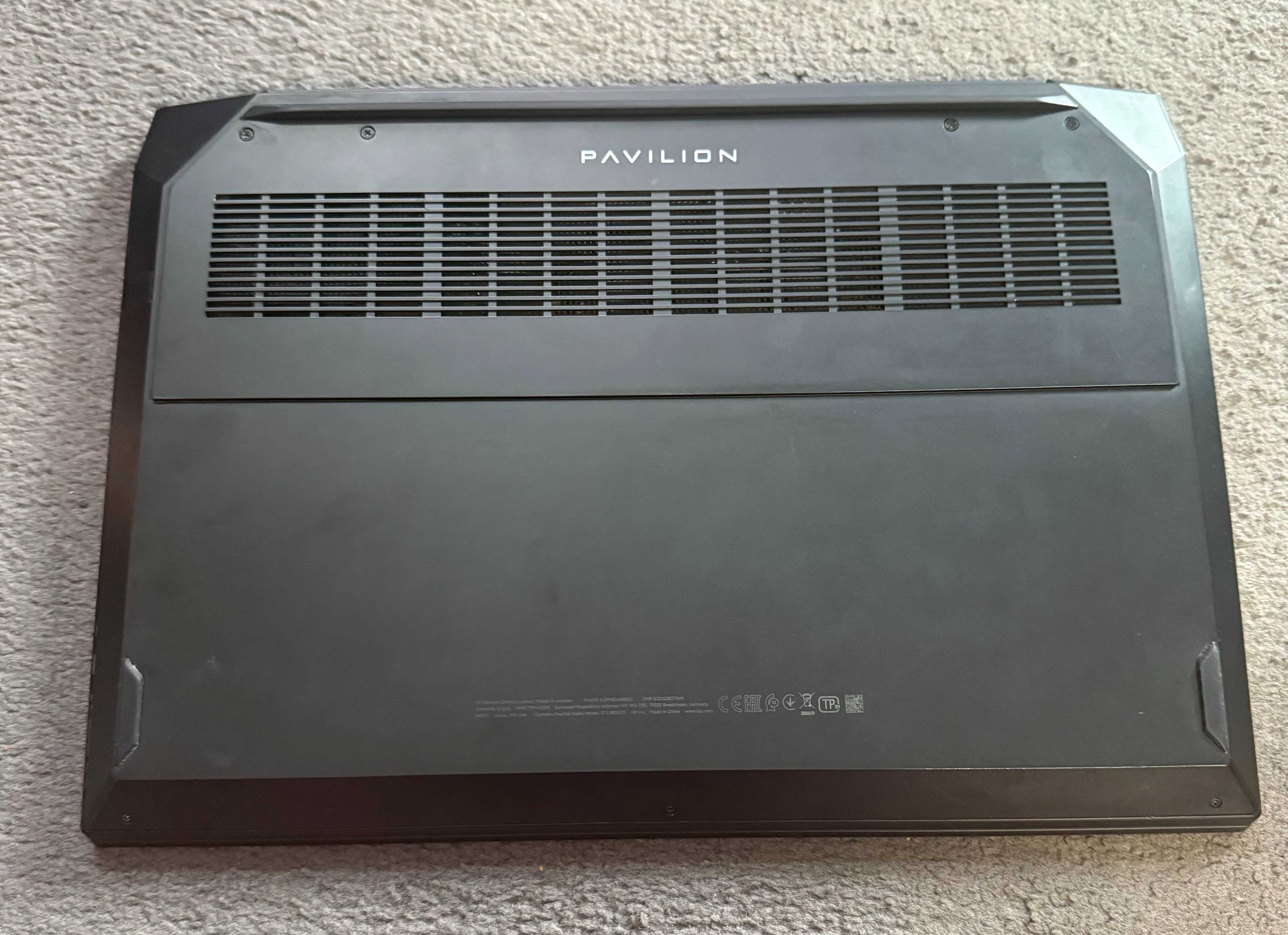 HP Pavilion Gaming - 15-ec1052nm