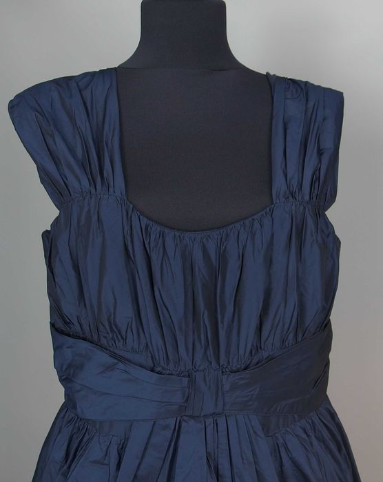 Wieczorowa sukienka Phase Eight. r.42. Trzy sztuki