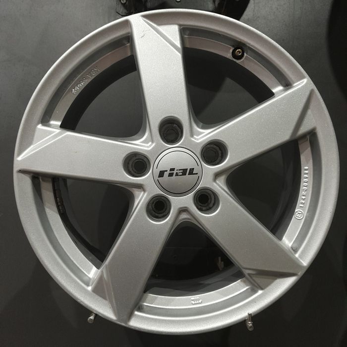 Felgi 16 5x112 Seat Leon II III, Exeo, Altea, Altea XL (F510135-4)
