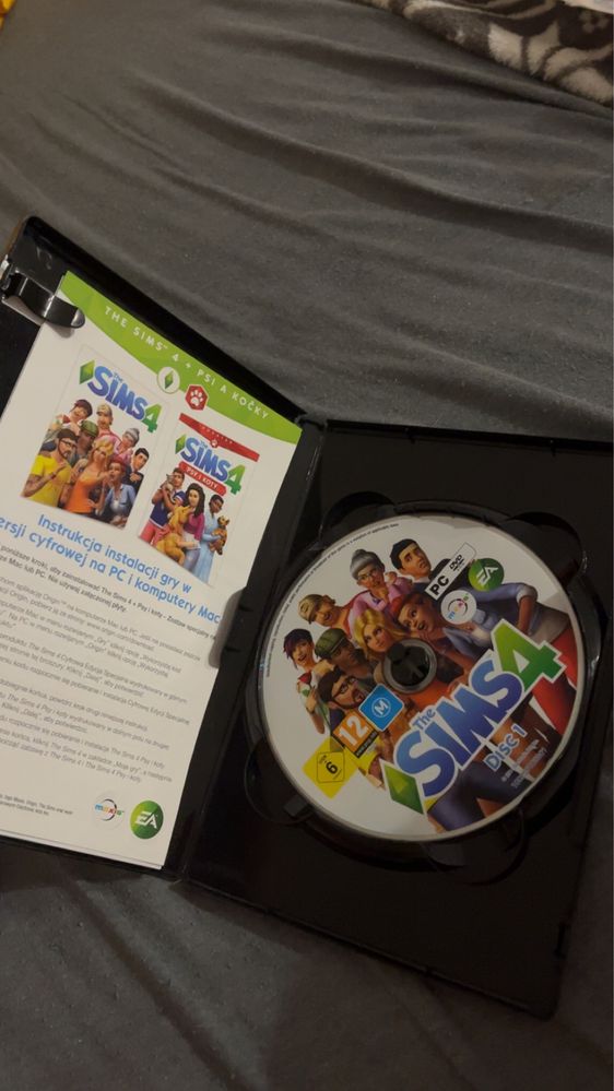 Sims 4 zesraw specjalny podstawa+ dodatek psy i koty