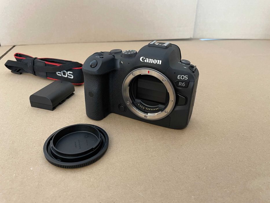 Canon EOS R6 zupełnie Nowy przebieg 0 ( zero ) Gwarancja !