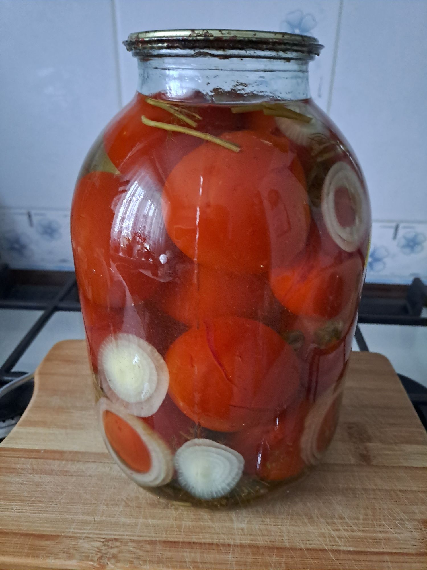 Помидоры концервированые
