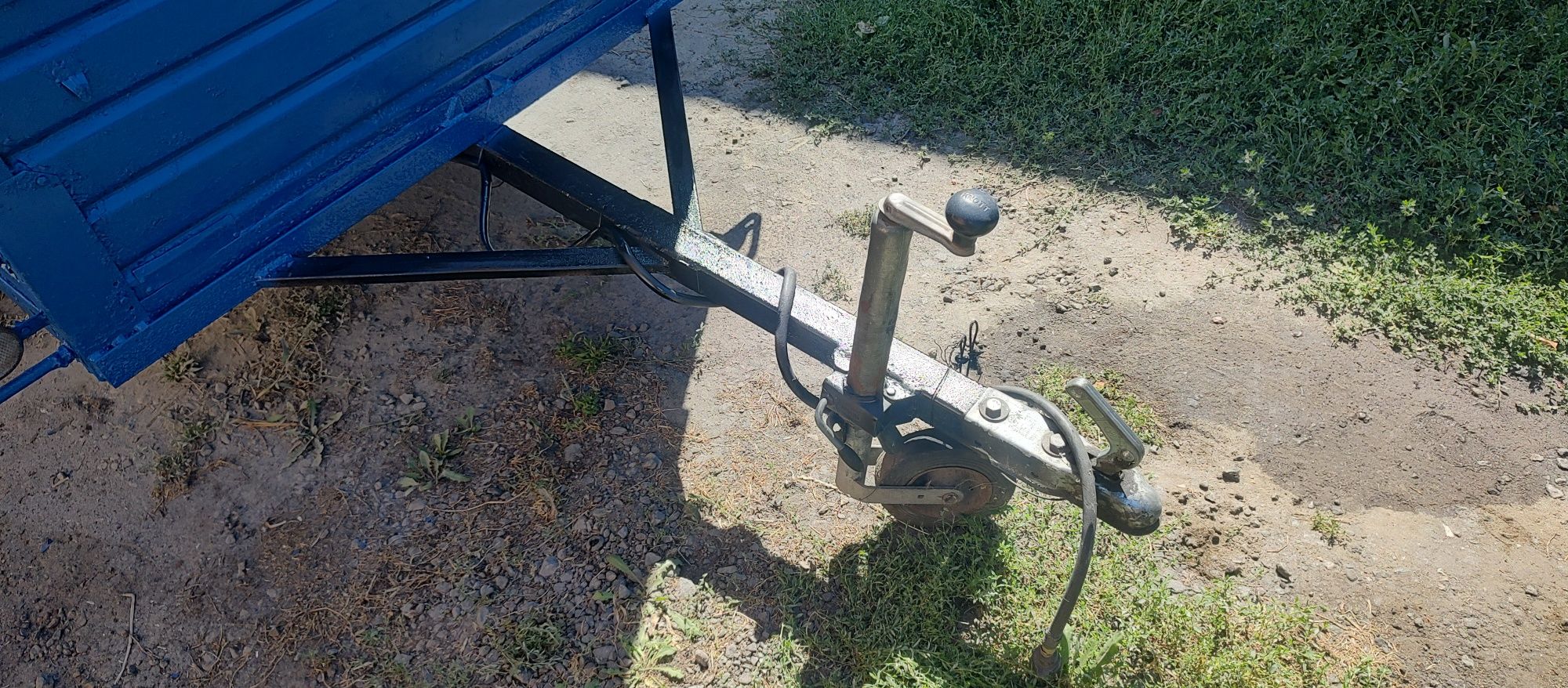 Продам прицеп в гарному стані з будкою