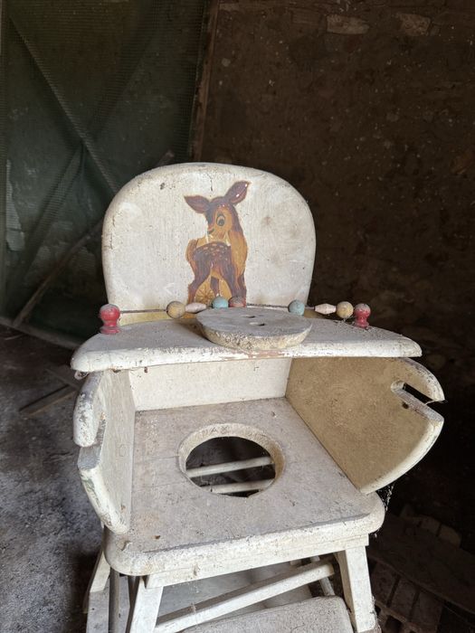 Carrinho e cadeira da papa muito antigos