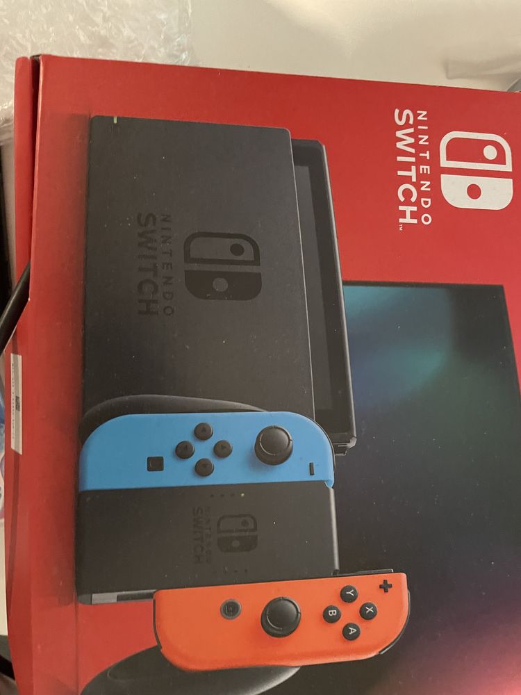 Konsola NINTENDO Switch + Joy-Con Niebiesko-czerwony V2