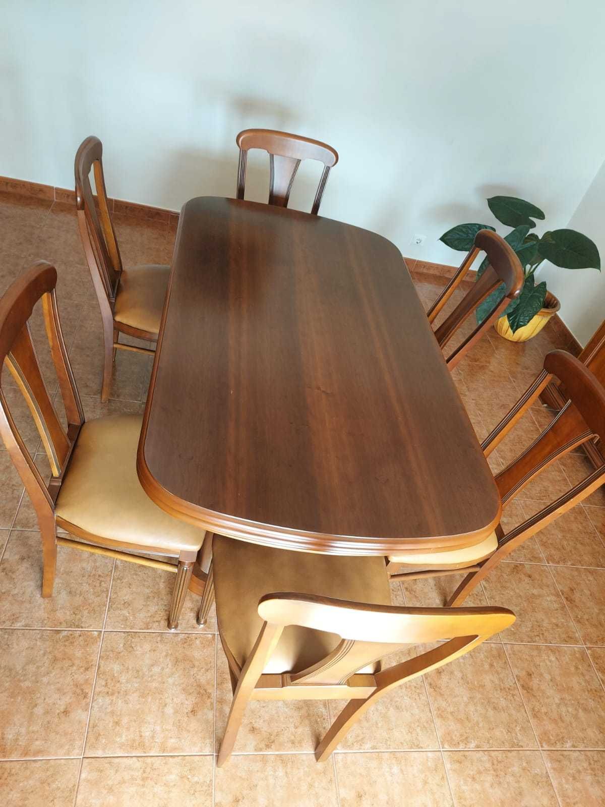 Mesa Jantar cerejeira maciça + 6 cadeiras como nova
