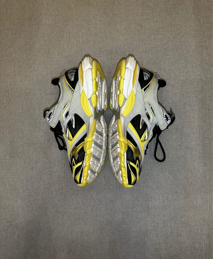Balenciaga track 2