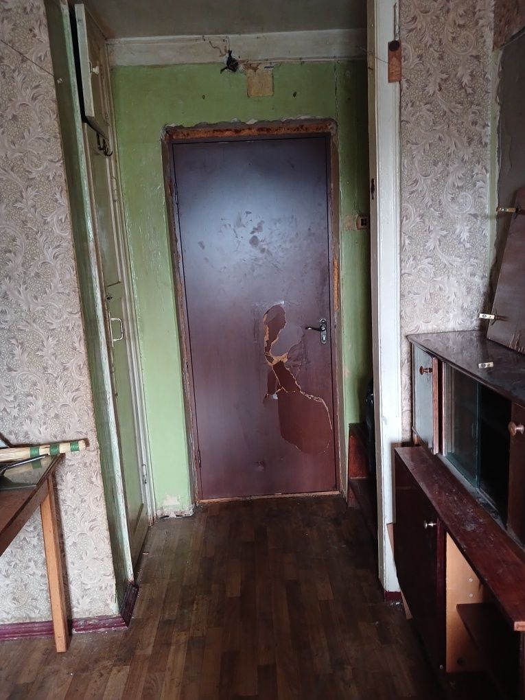 Продам комнату 12 м2, Любецкая, 2.