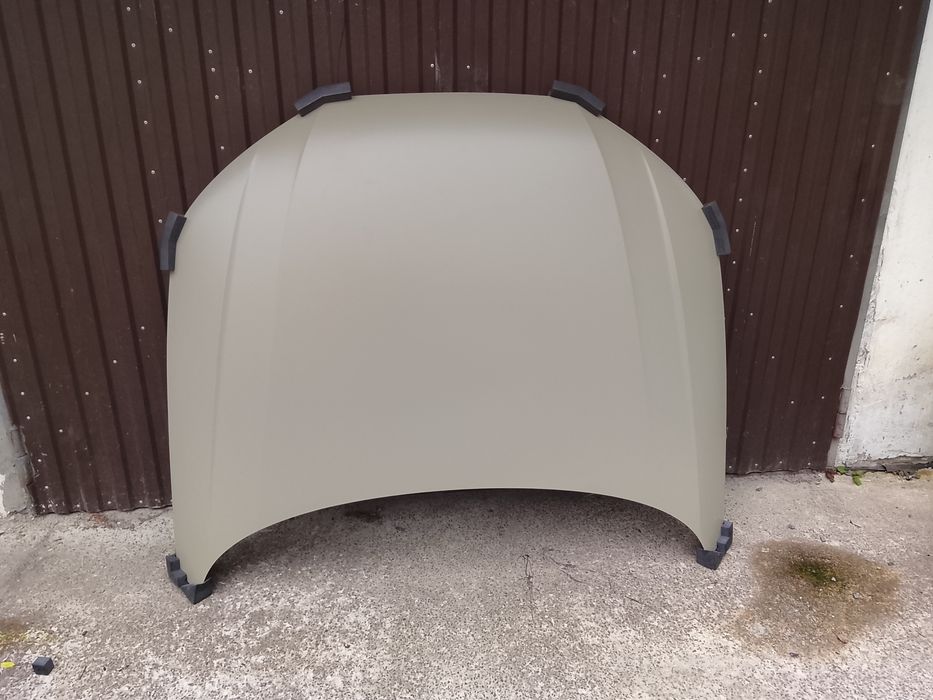 Audi A4 B9 Капот