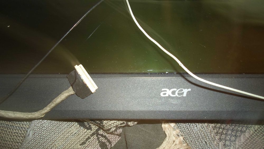 Дисплей монитор екран крыжка acer aspire 7520