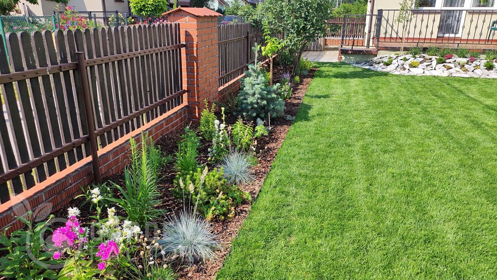 Usługi Ogrodnicze! Zakładnie Trawników ,trawnik siany ,trawnik z rolki