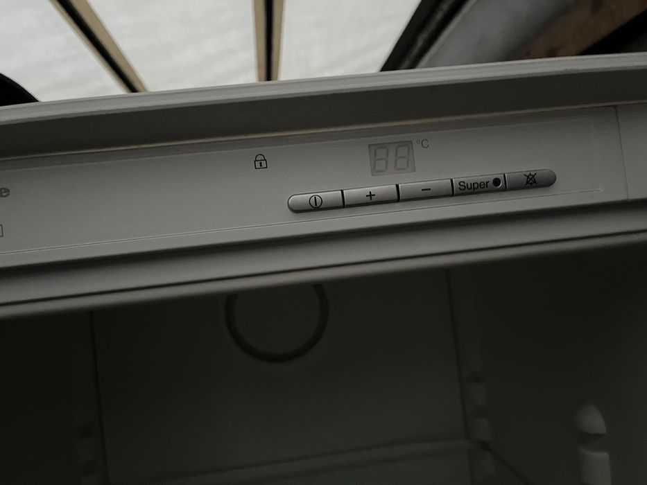 Холодильник Miele K 9757