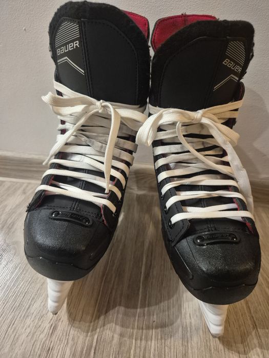 Łyżwy hokejowe Bauer PRO