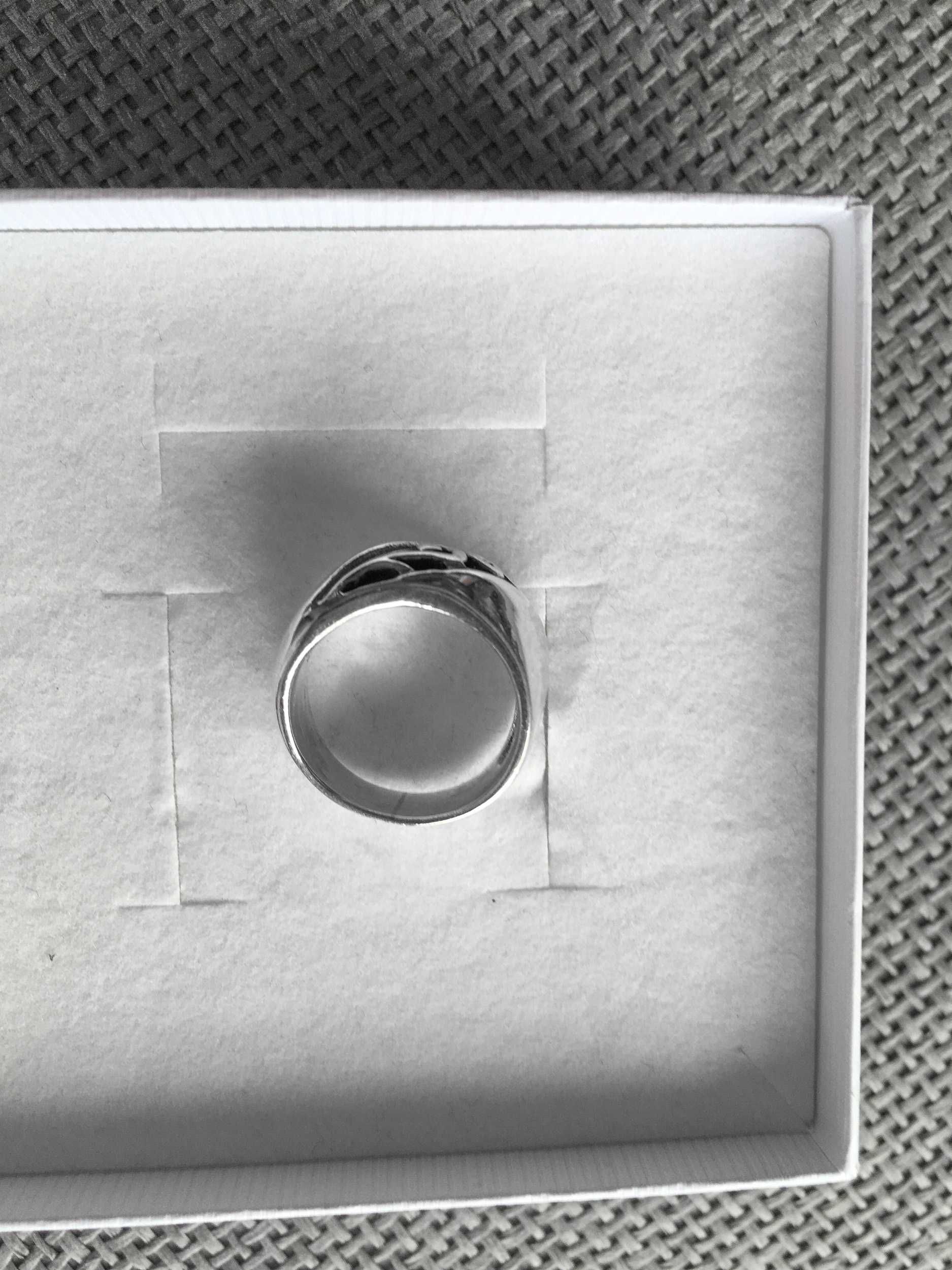 pierścionek obrączka srebro 925 rodowane oksydowane r. 11