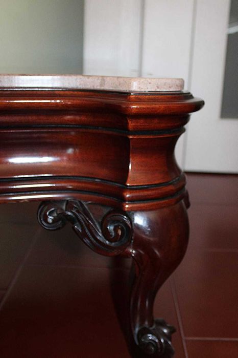 Mesa de Centro Clássica/Vintage Madeira Maciça & Tampo de Mármore Rosa