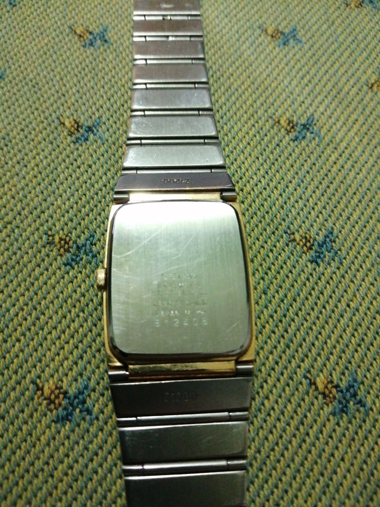 Relógio Seiko vintage dourado NEGOCIÁVEL