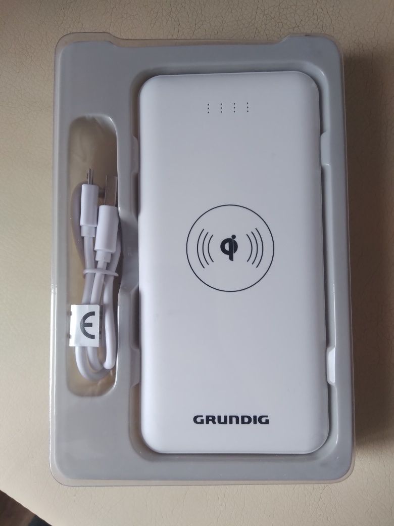 Grundig  PowerBank беспроводной