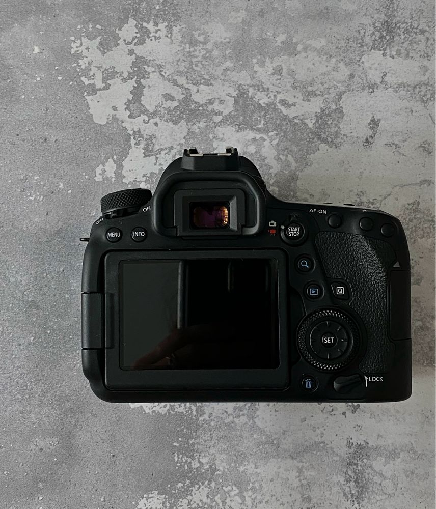 Canon 6d mark ii niski przebieg z ubezpieczeniem