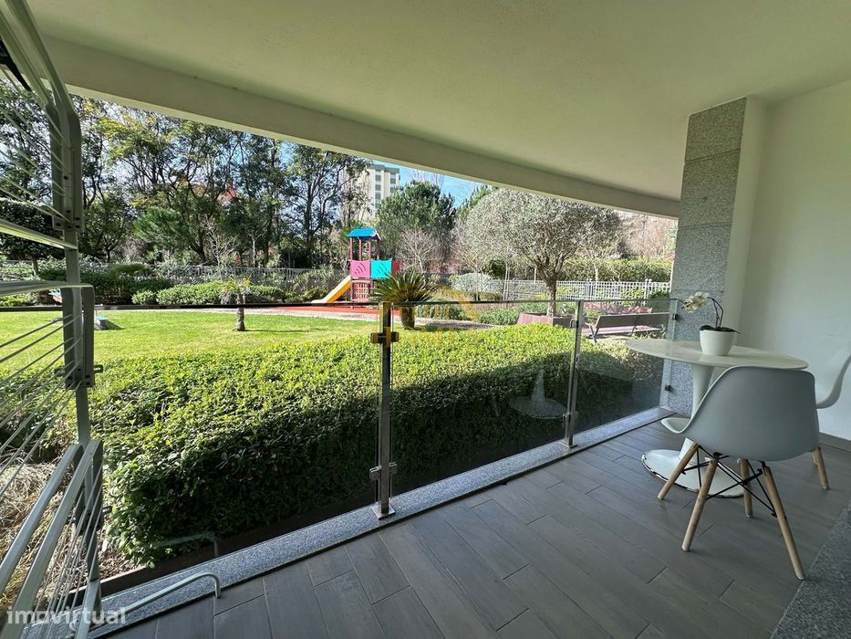 Apartamento T3 de Luxo em Paço de Arcos.