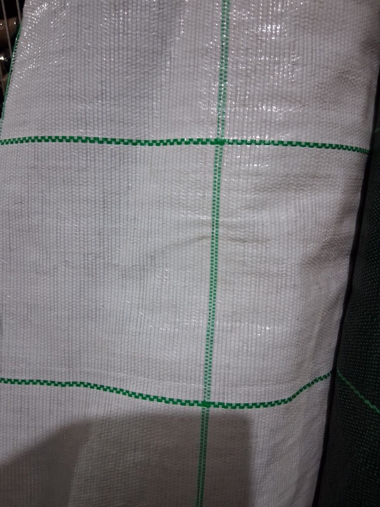 Tela anti ervas em varias cores. Preta, branca, verde e castanha.