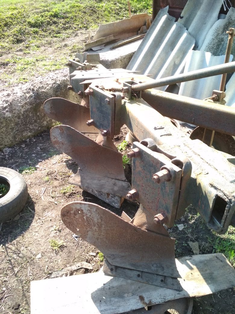 Продам плуг 3х корпусний, граблі